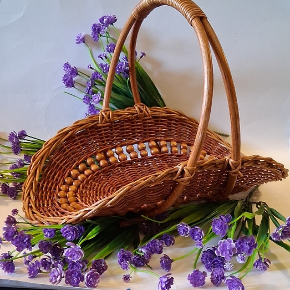 Vintage Other - Vintage Wicker Basket
